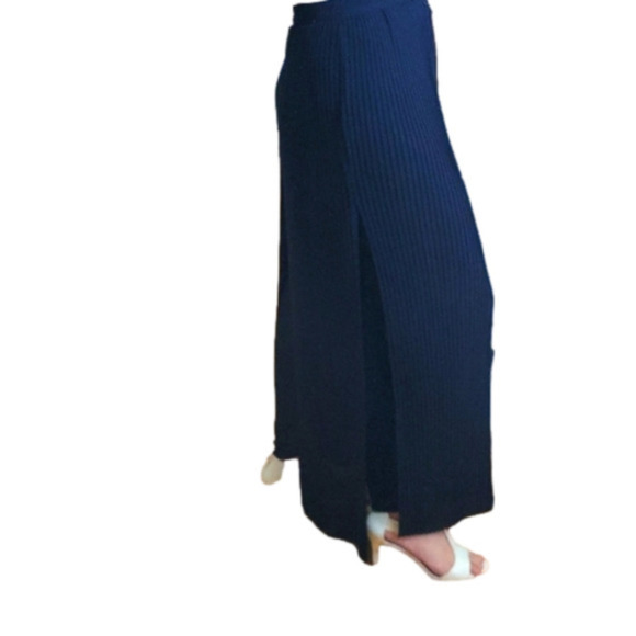 Lindor Pleated Skirt Pants 10 - Picture 4 of 9